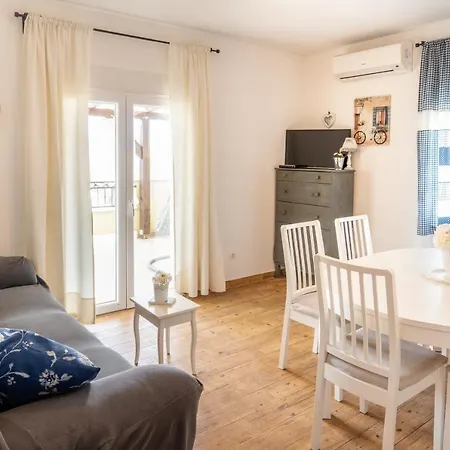Lolic Apartman *